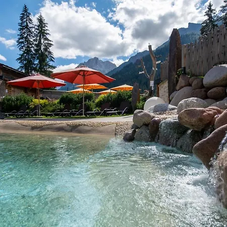 Croce Bianca Leisure & 4*