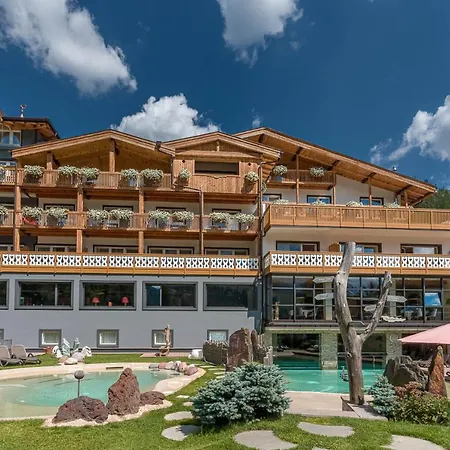 Croce Bianca Leisure &