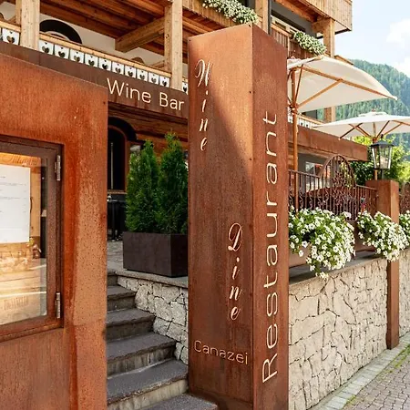 Hotel Croce Bianca Leisure & 4*