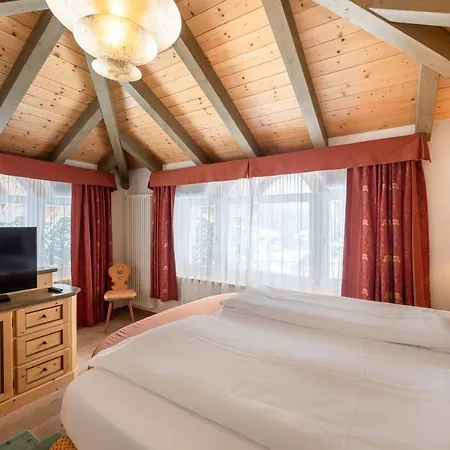 Croce Bianca Leisure &