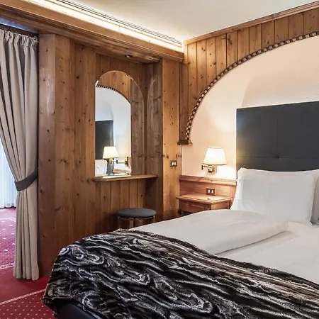 Hotel Croce Bianca Leisure & Canazei