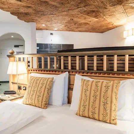 Croce Bianca Leisure & Hotel