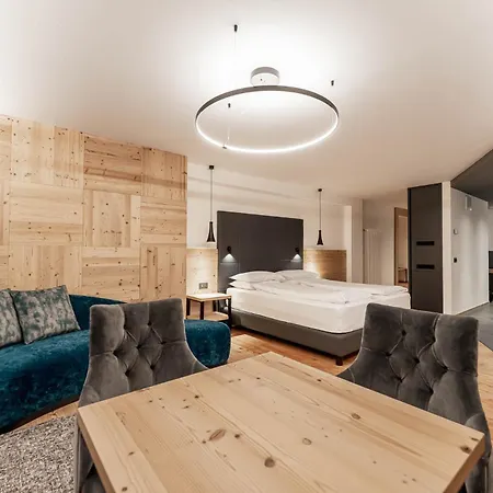 Croce Bianca Leisure & Szálloda 4*