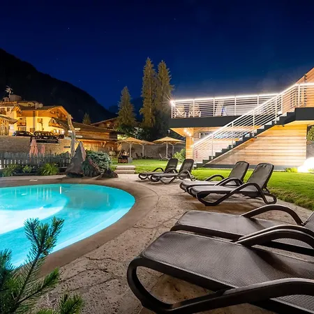 Croce Bianca Leisure & 4* Canazei