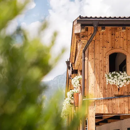 Croce Bianca Leisure &