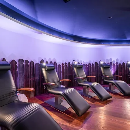 Hotel Croce Bianca Leisure & Canazei