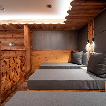 Croce Bianca Leisure & Hotel Canazei