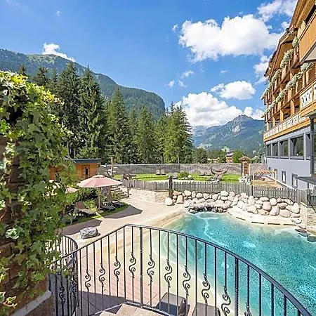 Croce Bianca Leisure & 4*