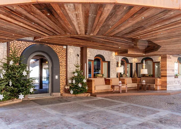 Croce Bianca Leisure & 4*