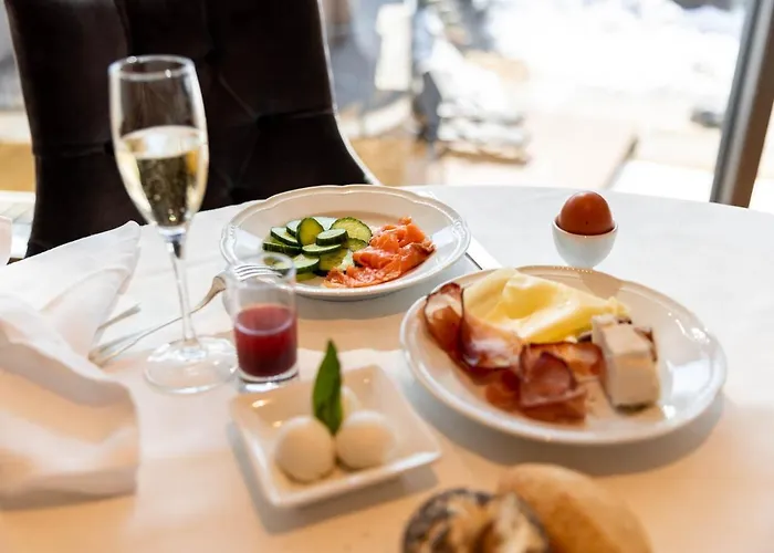 Hotel Croce Bianca Leisure & Canazei