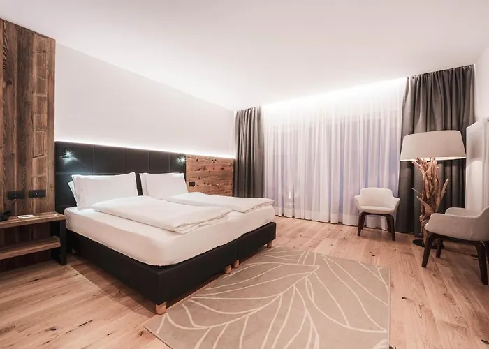 Hotel Croce Bianca Leisure & Canazei