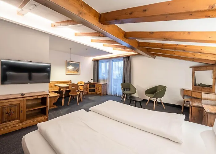 Croce Bianca Leisure & 4* Canazei