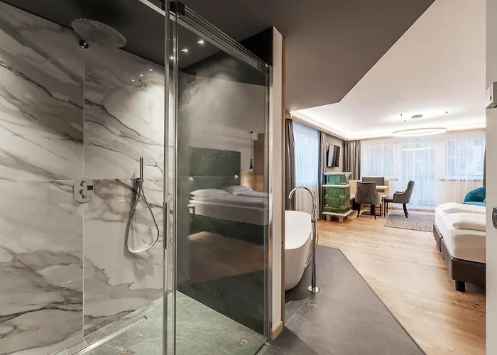 Hotel Croce Bianca Leisure & Canazei