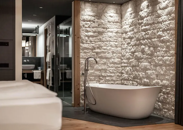 Croce Bianca Leisure & Canazei