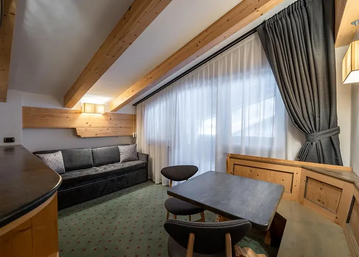 Croce Bianca Leisure & 4* Canazei