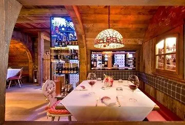 Croce Bianca Leisure &